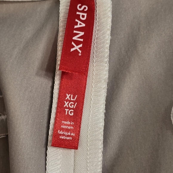 Spanx White Kick Flare Pull On Slimming Pant Size XL - Picture 12 of 15